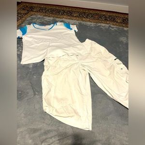 Chico's longer mid-length shorts / with side pockets and buckles size 1.5